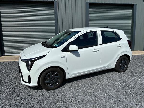 Kia Picanto Hatchback, Petrol, 2025, White