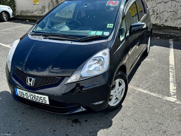 Honda Fit Hatchback, Petrol, 2009, Black