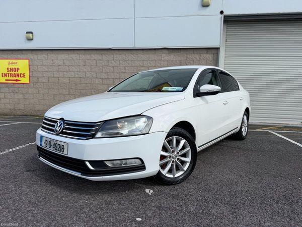 Volkswagen Passat Saloon, Diesel, 2012, White
