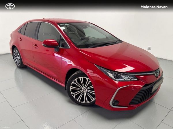 Toyota Corolla Saloon, Petrol Hybrid, 2020, Red