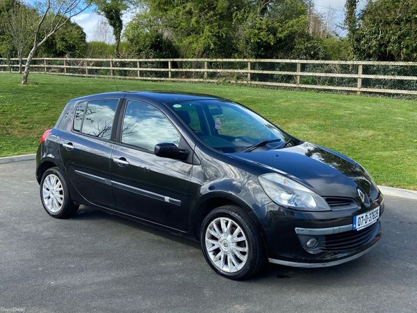 Mazda Mazda3 Hatchback, Petrol, 2007, Red