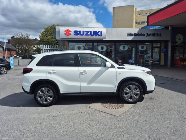 Suzuki Vitara SUV, Petrol Hybrid, 2026, White