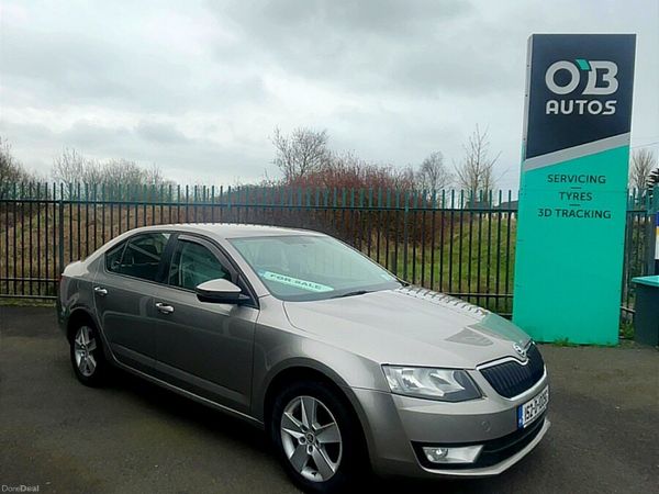 Skoda Octavia Saloon, Diesel, 2015, Beige