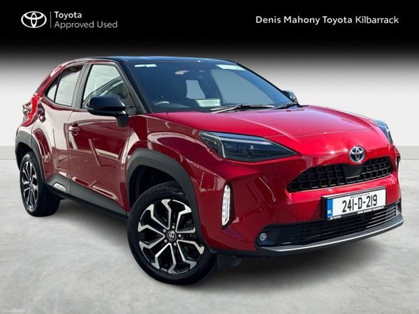 Toyota Yaris Cross Hatchback, Petrol Hybrid, 2024, Red
