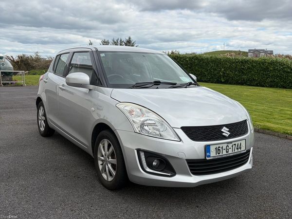 Suzuki Swift Hatchback, Petrol, 2016, Silver