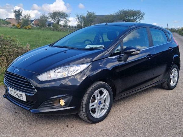 Ford Fiesta Hatchback, Petrol, 2013, Black