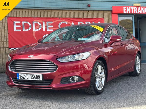 Ford Mondeo Hatchback, Diesel, 2015, Red