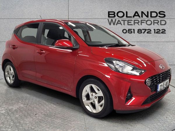 Hyundai i10 Hatchback, Petrol, 2022, Red