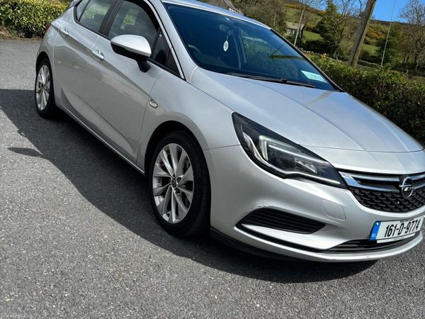 Opel Astra Hatchback, Diesel, 2016, Silver