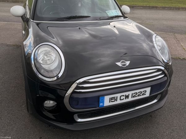 Mini Cooper Hatchback, Diesel, 2015, Black