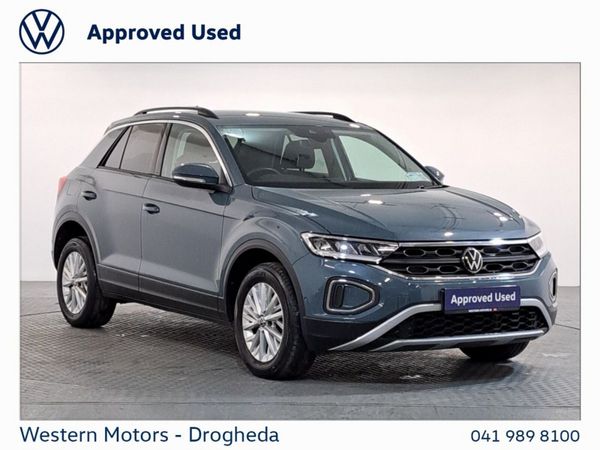 Volkswagen T-Roc SUV, Petrol, 2023, Blue