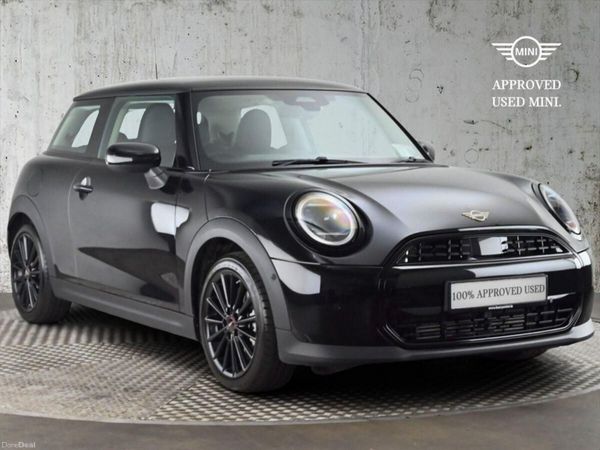 Mini Cooper Hatchback, Petrol, 2025, Black