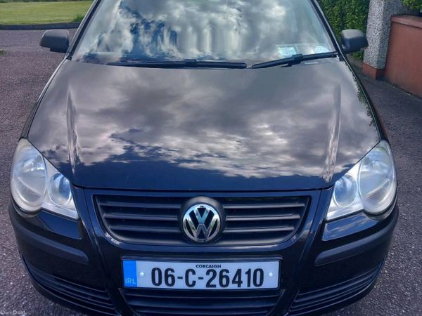 Volkswagen Polo Hatchback, Petrol, 2006, Black