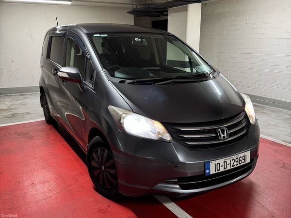 Honda Freed MPV, Petrol, 2010, Grey