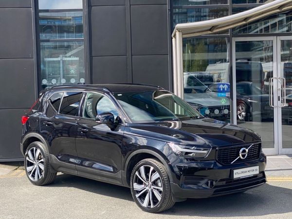 Volvo XC40 Estate, Petrol Plug-in Hybrid, 2022, Black