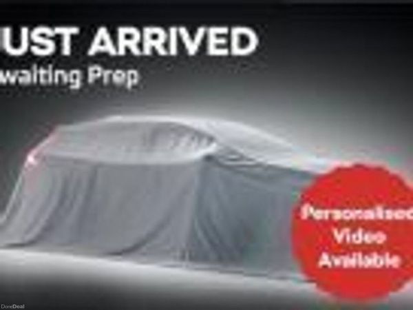 Renault Clio Hatchback, Petrol, 2015, Red