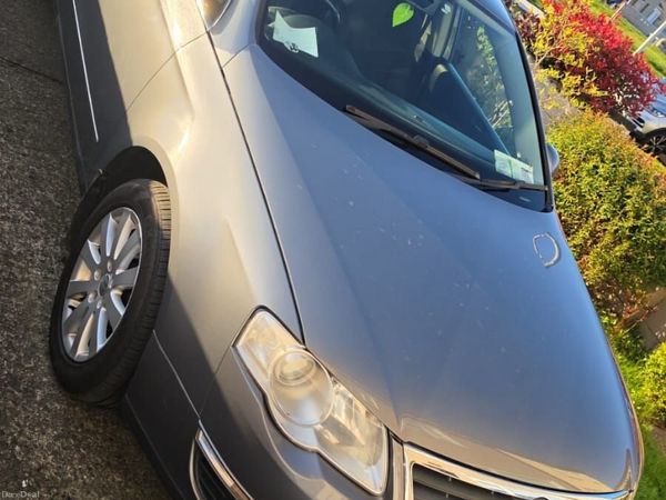Volkswagen Passat Saloon, Diesel, 2008, Grey