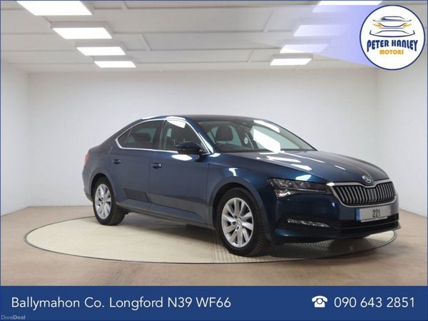 Skoda Superb Hatchback, Diesel, 2022, Blue