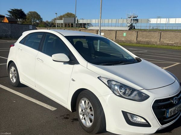 Hyundai i30 Hatchback, Diesel, 2016, White