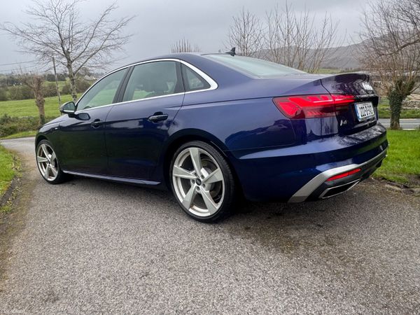 Audi A4 Saloon, Diesel, 2022, Blue