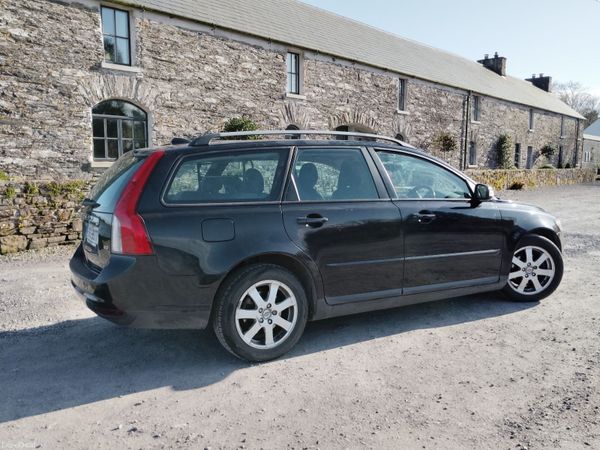 Volvo V50 Estate, Diesel, 2008, Black