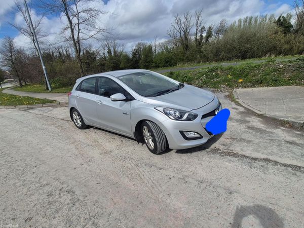 Hyundai i30 Hatchback, Diesel, 2013, Silver