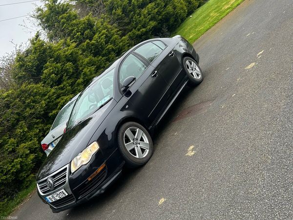 Volkswagen Passat Saloon, Diesel, 2010, Black