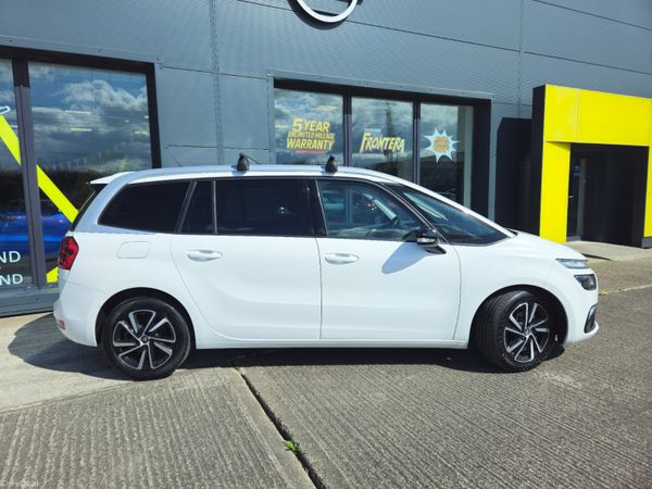 Citroen C4 Hatchback, Petrol, 2021, White