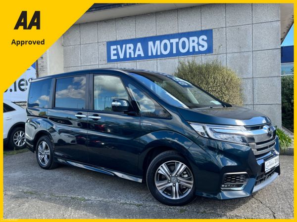 Honda Stepwagon MPV, Petrol Hybrid, 2018, Blue