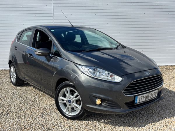 Ford Fiesta Hatchback, Petrol, 2017, Grey