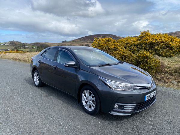 Toyota Corolla Saloon, Diesel, 2017, Grey
