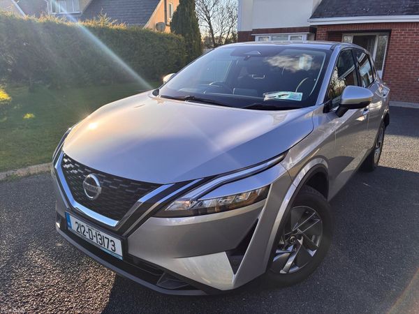 Nissan Qashqai MPV, Petrol, 2021, Grey