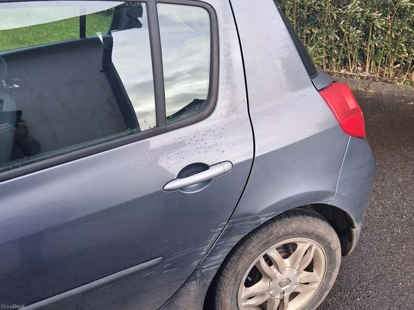 Renault Clio Hatchback, Petrol, 2006, Blue