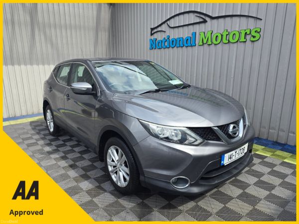 Nissan Qashqai Hatchback, Petrol, 2014, Grey