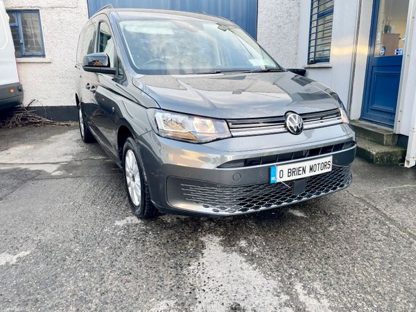 Volkswagen Caddy Maxi Life MPV, Diesel, 2025, Grey