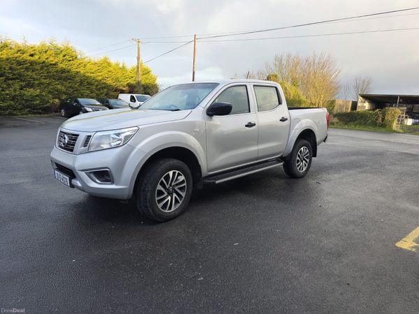 Nissan Navara Pick Up, Diesel, 2021, Silver
