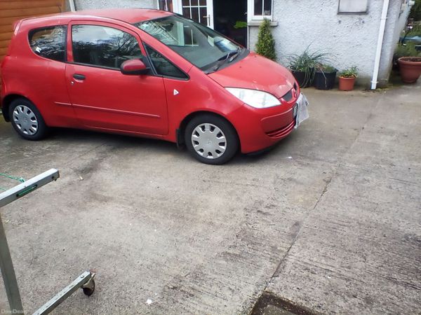Mitsubishi Colt Hatchback, Petrol, 2007, Red