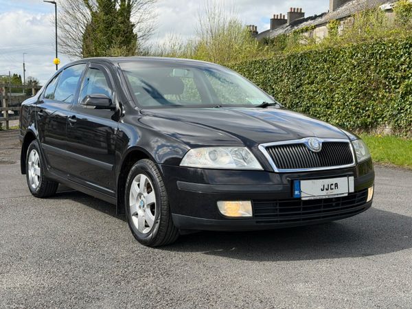 Skoda Octavia Hatchback, Diesel, 2008, Black