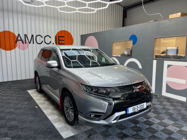 Mitsubishi Outlander SUV, Petrol Plug-in Hybrid, 2019, Silver