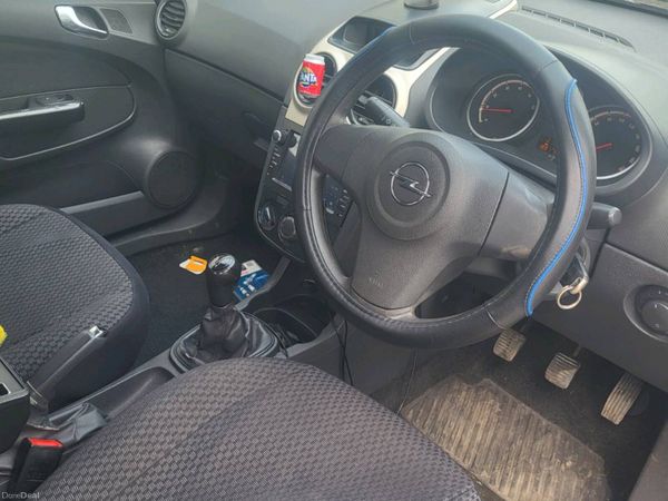 Opel Corsa Hatchback, Petrol, 2008, Black