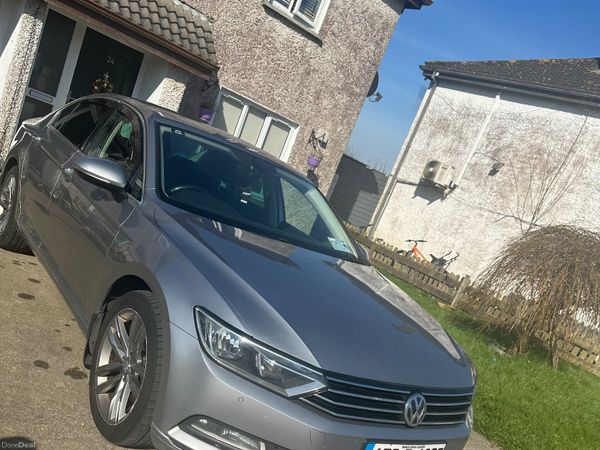 Volkswagen Passat Saloon, Diesel, 2017, Grey