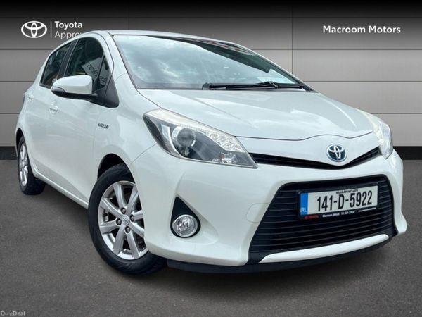 Toyota Yaris Hatchback, Petrol Hybrid, 2014, White