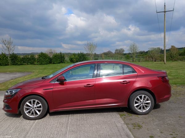 Renault Megane Saloon, Petrol, 2019, Red