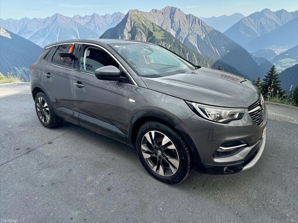 Vauxhall Grandland X Hatchback, Diesel, 2019, Grey