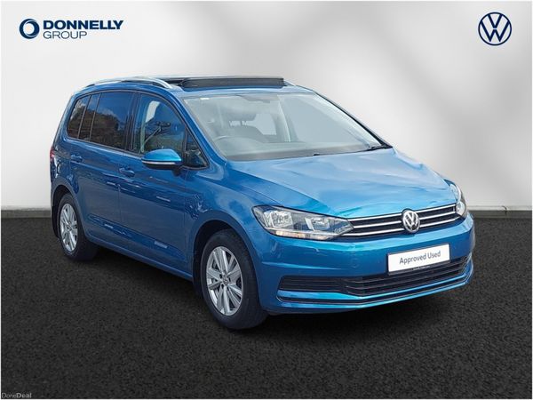 Volkswagen Touran Estate, Diesel, 2019, Blue