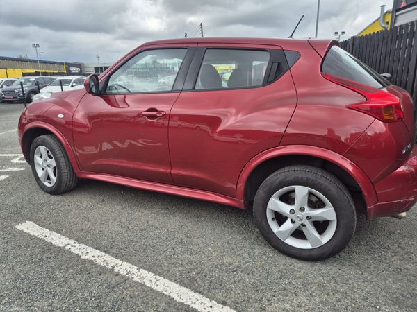 Nissan Juke SUV, Diesel, 2013, Red