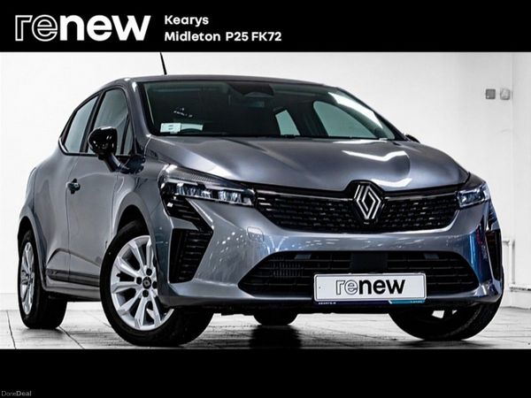 Renault Clio Hatchback, Petrol, 2025, Grey