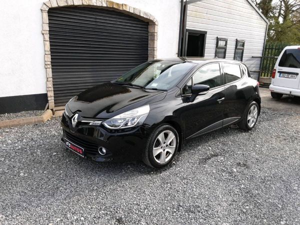 Renault Clio Hatchback, Petrol, 2015, Black