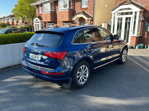 Audi Q5 SUV, Diesel, 2014, Blue