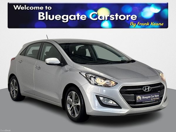 Hyundai i30 Hatchback, Petrol, 2016, Silver